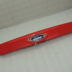Ford Focus III aizmugurējo durvju rokturis ar emblēmu Race Red 1801898 BM51-N43400-AFXWAA