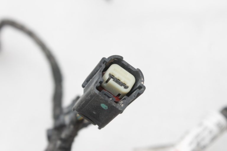 Oriģinālā Opel Meriva B aizmugurējā stāvvietas sensora vadu instalācija 13252869, 13367136, 1294198