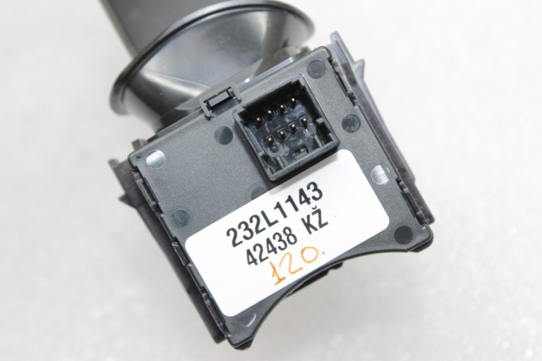 Oriģinālais Opel Meriva B stūres kolonnas turētāja tīrītāja slēdzis 13305522, 20941131
