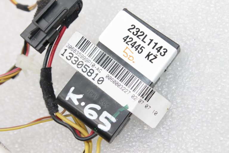 Oriģinālā Opel Meriva B stūres riteņa apsildītāja vadu instalācija, stereo bloks 13318432, 1237185