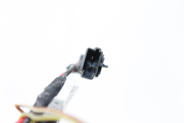 Oriģinālā Opel Meriva B stūres riteņa apsildītāja vadu instalācija, stereo bloks 13318432, 1237185