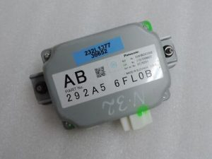 Nissan Qashqai II MK2 J11 Voltage stabilization module control unit 292A56FL0B