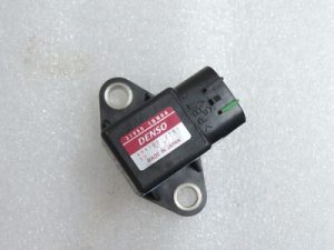 Nissan Qashqai II J11 ātruma sensora vadības bloks YAW ātruma sensors 319551BN0A