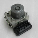 Nissan Qashqai II MK2 J11 ABS vadības bloks hidrauliskais bloks ABS vadības bloks