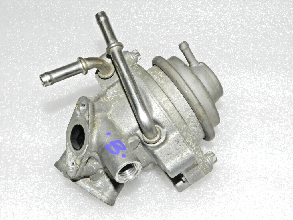 Pierburg OE Mercedes W169 W245 2.0 CDi OM640 EGR клапан A6401402060 !!!20k миль!