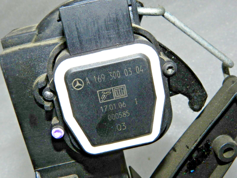 OEM Mercedes Benz W245 W169 akseleratora pedāļa potenciometrs A1693000304