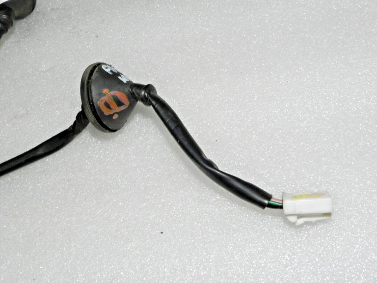 Hyundai i40 SW aizmugurējo lukturu instalācijas siksna kreisais labais 92460-3Z000, 92451K, 924603Z000