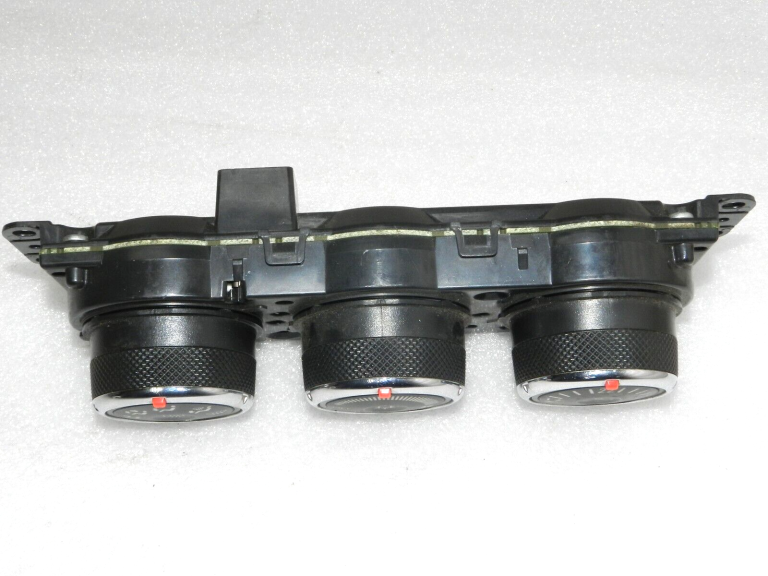 OEM Citroen C-Crosser Mitsubishi Outlander II Klimata kontrole 6452 G7, 6452 G8