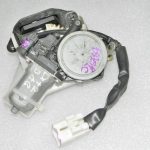 Oriģinālā komplektācijā Lexus RX III (AL10) elektriskā aizmugurējo durvju slēdzene 69350-48070, 6935048070