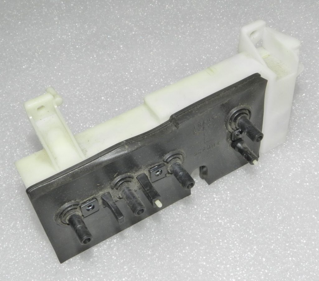 Lexus RX III (AL10) Front left seat adjustment control unit 84070-48020