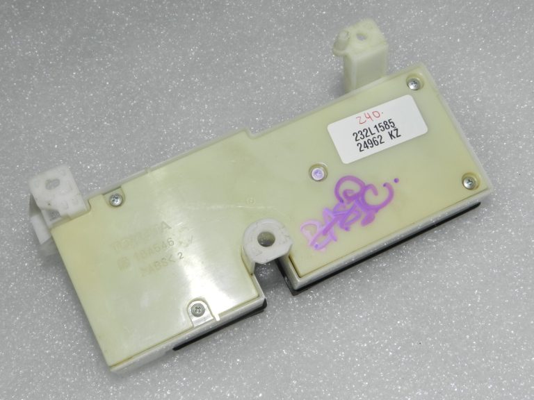 Lexus RX III (AL10) Priekšējā kreisā sēdekļa regulēšanas vadības bloks 84070-48020