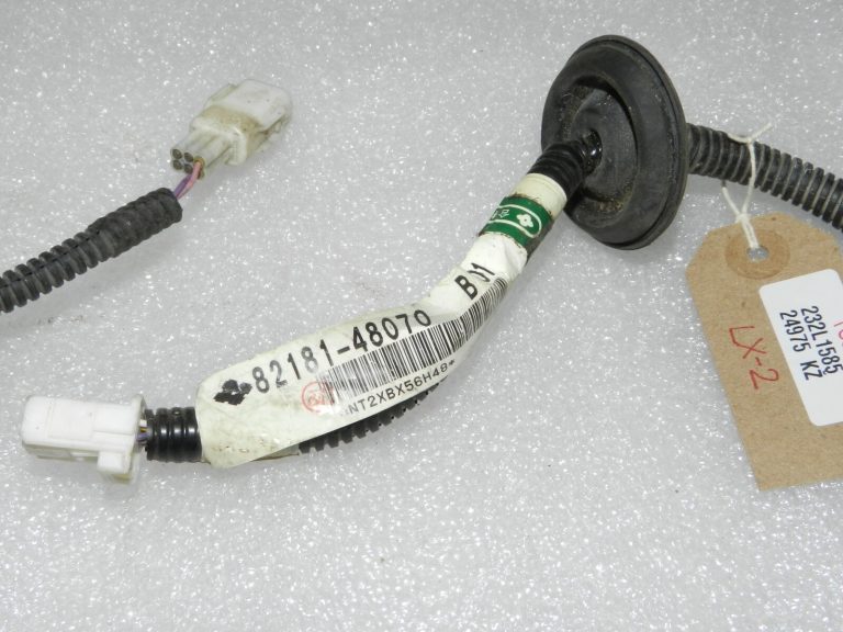 Lexus RX450h (AL10) Elektroinstalācijas instalācijas vads Bagāžas nodalījums 82181-48070, 8218148070