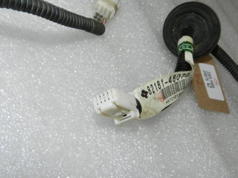 Lexus RX450h (AL10) Elektroinstalācijas instalācijas vads Bagāžas nodalījums 82181-48070, 8218148070