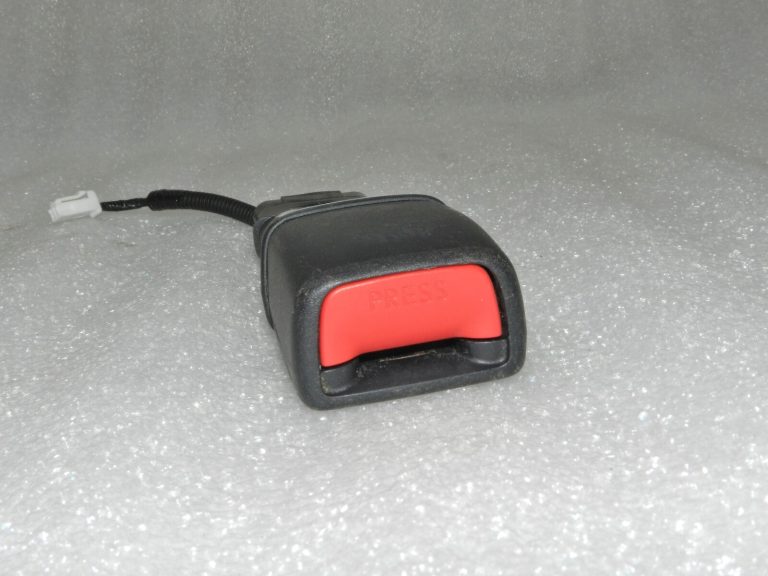 Lexus RX III (AL10) Aizmugures kreisās drošības jostas sprādzes melnas 73480-48070-C0 7348048070C0