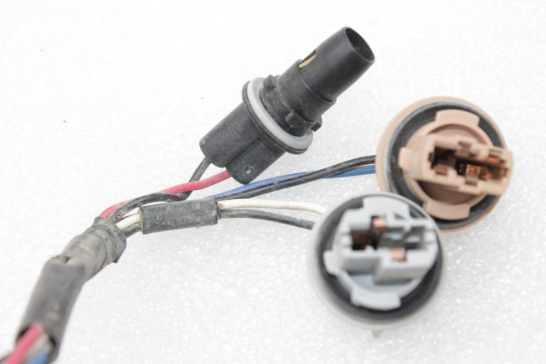 Nissan X-Trail T32 Aizmugurējo ārējo aizmugurējo gaismu instalācijas instalācija 265514CA0A