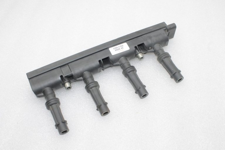 Oriģinālā Opel Meriva B 1.2/1.4 Corsa Adam aizdedzes spole 55577898, 55573735, 25198623