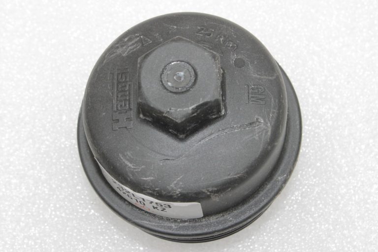 Oriģinālais Opel Meriva B 1.4 eļļas filtra korpuss 55353325, 55593189, 650170