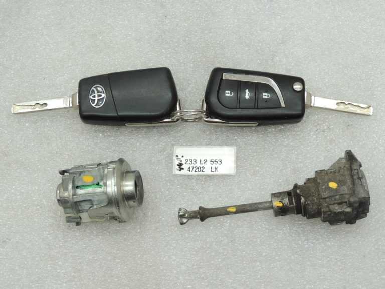 Toyota Avensis T27 radio atslēgas aizdedzes slēdzenes cilindra komplekts aizdedzes slēdzenes cilindrs