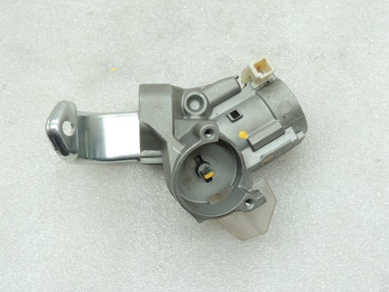 Toyota Avensis T27 Stūres slēdzene Stūres slēdzene 4502002241 45020-02241
