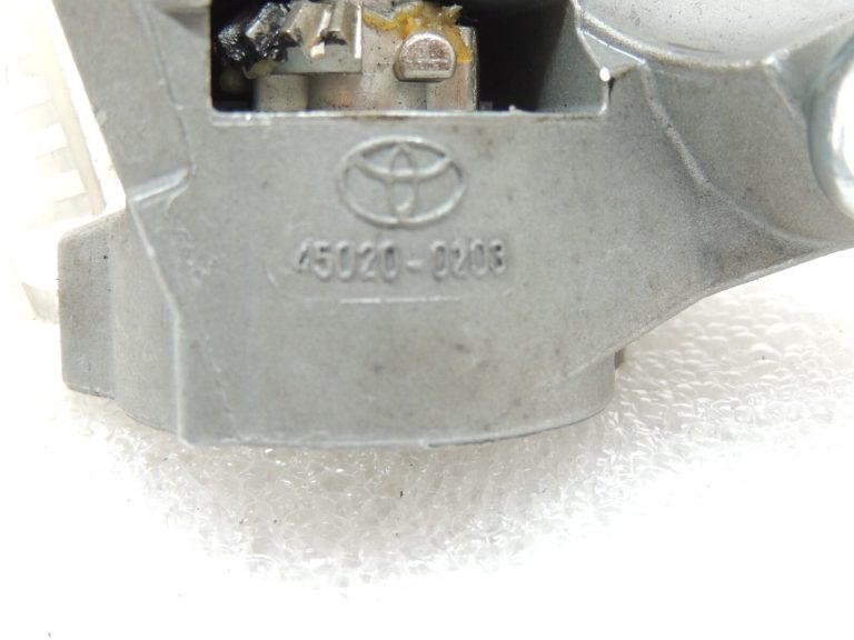 Toyota Avensis T27 Stūres slēdzene Stūres slēdzene 4502002241 45020-02241
