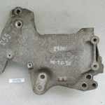 Renault Trafic III 1.6DCi Vivaro B Dzinēja stiprinājums pa labi 112313054R 95517876