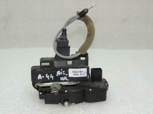 Opel Antara Aizmugurējo kreiso durvju slēdzene 95276570