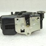 Opel Antara Aizmugurējo kreiso durvju slēdzene 95276570