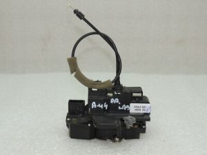 Opel Antara durvju slēdzene priekšējā labajā pusē 94551325
