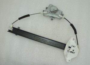 Opel Antara Logu regulatora mehānisms aizmugurējais kreisais 96624334
