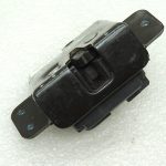 Opel Chevrolet aizmugurējo durvju slēdzene 13501871