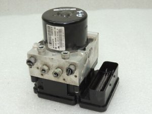 OEM Volvo S80 II 2.4D D5244T5 120 kW ABS hidrauliskais bloks 31329140