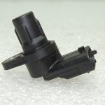 OEM Volvo S80 II 2.4D D5244T5 120 kW sadales vārpstas sensors 8658726