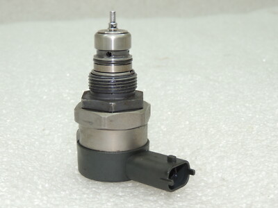 OEM Volvo S80 II 2.4D D5244T5 120 kW degvielas kontroles vārsts 31216662
