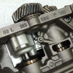 Volkswagen Sharan 7N 2.0TDi CFGC Balansiera vārpstas eļļas sūknis 03L103295F