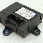 Volvo S80 II Aizmugures centrālās bloķēšanas vadības bloks 31295415