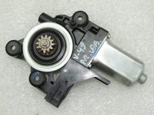 Volvo S80 II Logu regulatora motors priekšējā labajā pusē 30699646