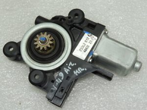 Volvo S80 II Logu regulatora motors aizmugurējais kreisais 30699647