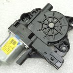 Volvo S80 II Logu regulatora motors aizmugurējais kreisais 30699647