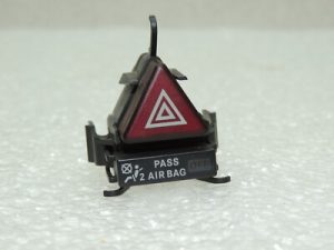 Mercedes W169 A klases A150 avārijas signalizācijas slēdzis A1698203610