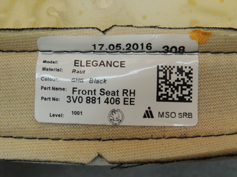 Škoda Superb 3V Priekšējais sēdekļa pārvalks melns audums 3V0881406EE