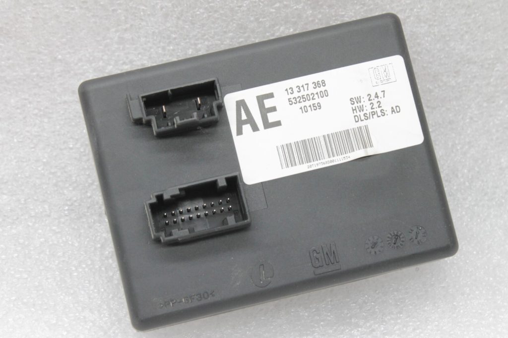 Opel Insignia A aizmugurējo gaismu vadības bloks 13317368, 13334217, 13407207, 1247227