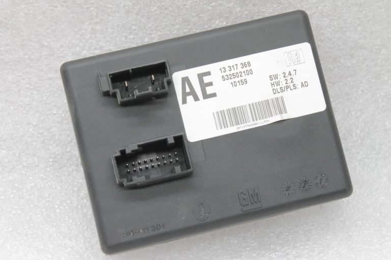 Opel Insignia A aizmugurējo gaismu vadības bloks 13317368, 13334217, 13407207, 1247227