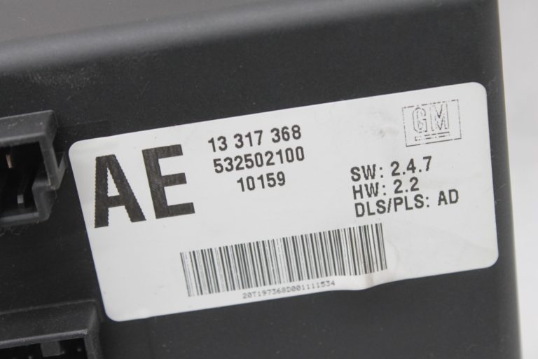 Opel Insignia A aizmugurējo gaismu vadības bloks 13317368, 13334217, 13407207, 1247227