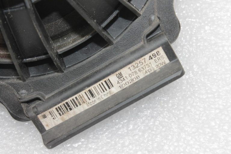 Oriģinālais Opel Insignia A aizmugurējo durvju skaļrunis pa kreisi/ pa labi 13257498, 22759391