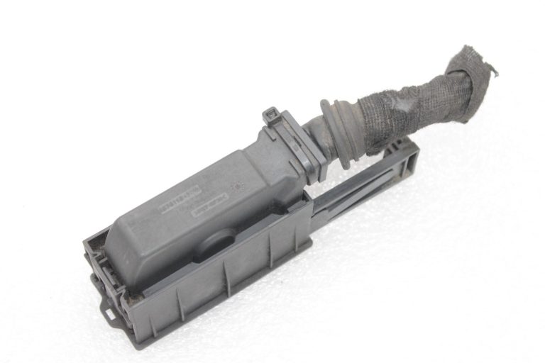 Oriģinālais Opel Insignia A ABS sūkņa spraudnis 13328651, 13321113, 22757652, 530031