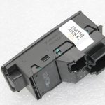 Oriģinālais Opel Insignia A elektrisko logu slēdzis priekšējais labais 13301886, 13301729