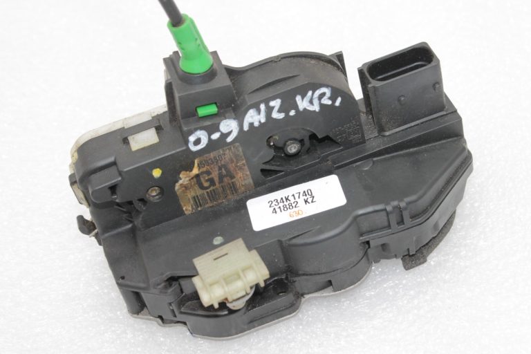 Oriģinālā Opel Insignia A aizmugurējo kreiso durvju slēdzene 13503807, 13578024, 133692