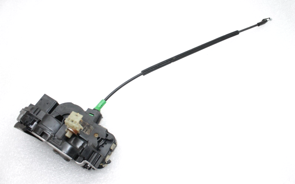 Oriģināls Opel Insignia A Aizmugurējā labā durvju slēdzene 13503808, 13578025, 13579566