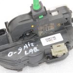 Oriģināls Opel Insignia A Aizmugurējā labā durvju slēdzene 13503808, 13578025, 13579566