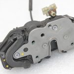 Oriģināls Opel Insignia A Aizmugurējā labā durvju slēdzene 13503808, 13578025, 13579566